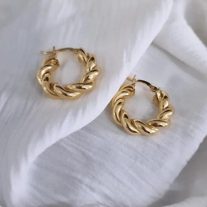 Deep Twisted Hoops in Gold